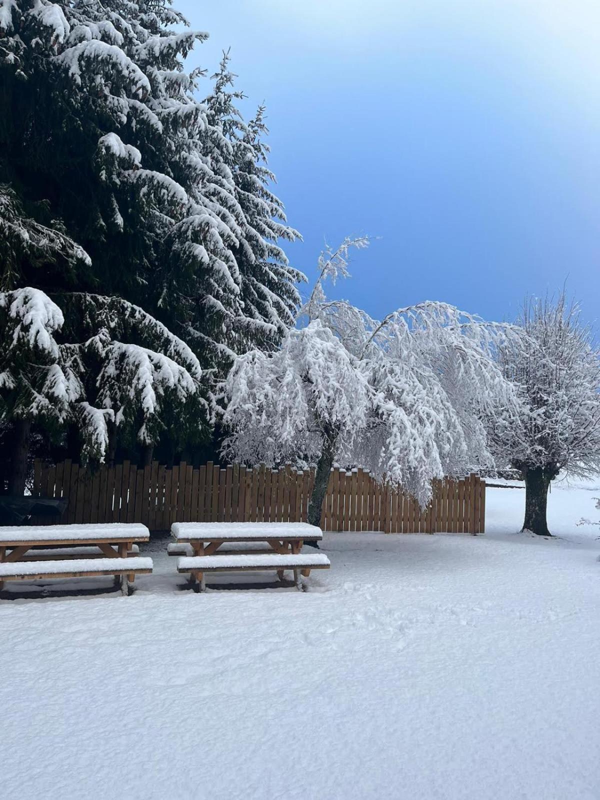 Le Relais D'Avajan Panzió Kültér fotó